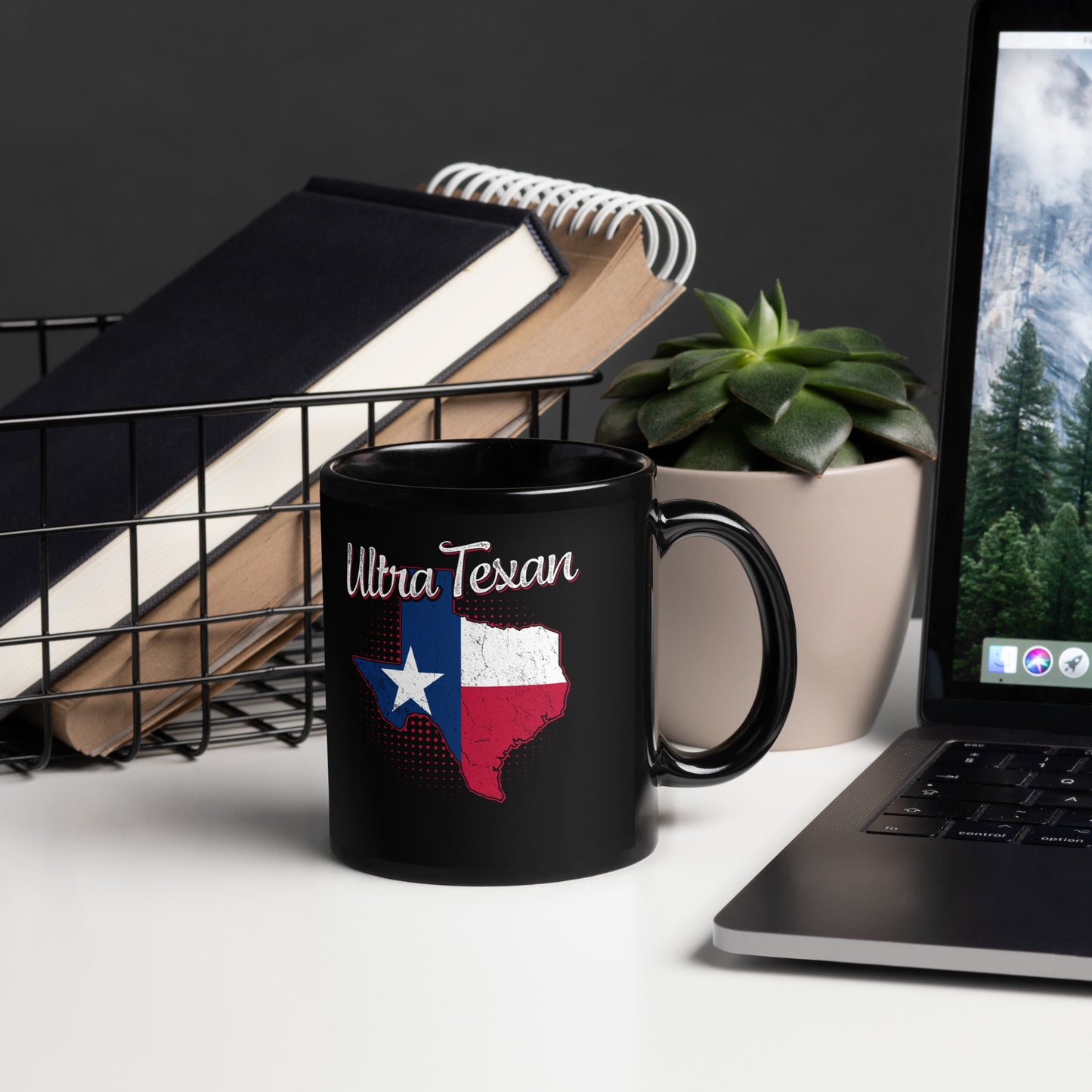 Ultra Texan Black Glossy Mug